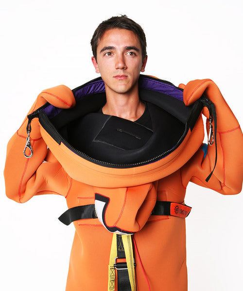 NORSEA survival suit - Complies with IMO/SOLAS 74/83 and CE regulations.